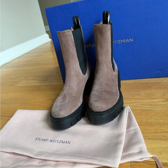 Stuart Weitzman Soho Chelsea Bootie - Picture 2 of 10